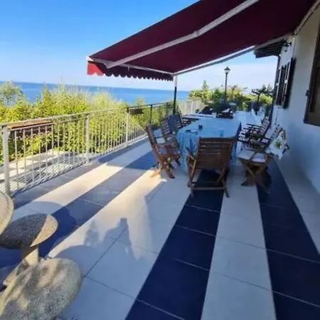 La Terrazza Sull'addaura Willa